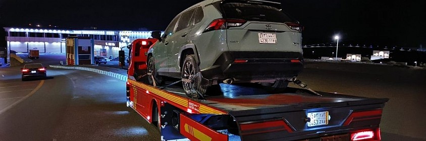 سطحة من أبها إلى كافة مدن المملكة - خدمة نقل سيارات بين المدن على مدار 24 ساعة - اتصل 0539820061